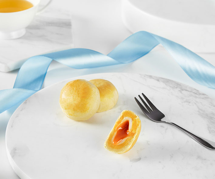 定制爆漿流心奶黃月餅